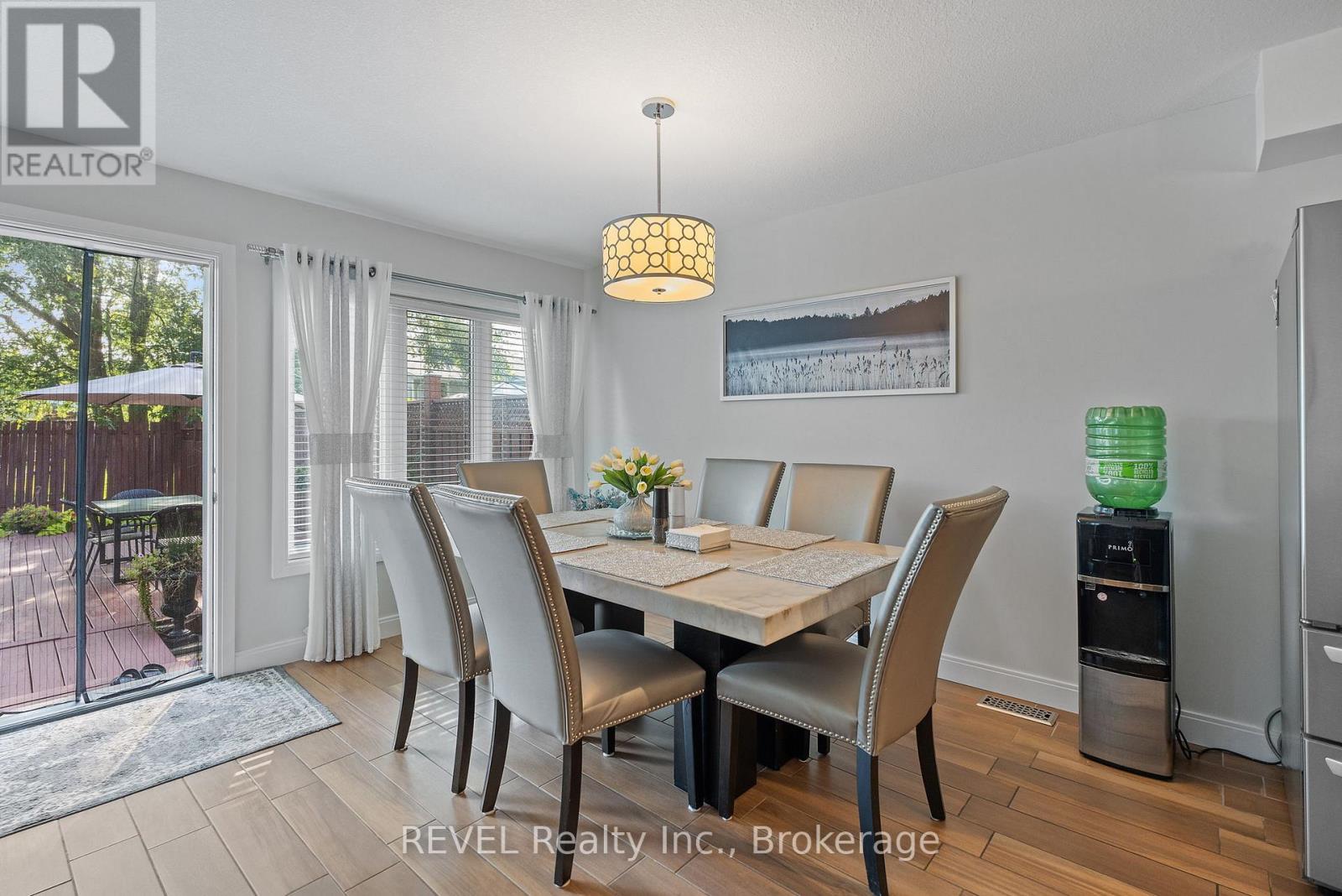 6558 Montrose Road, Niagara Falls, Ontario  L2H 1M4 - Photo 14 - X12396909