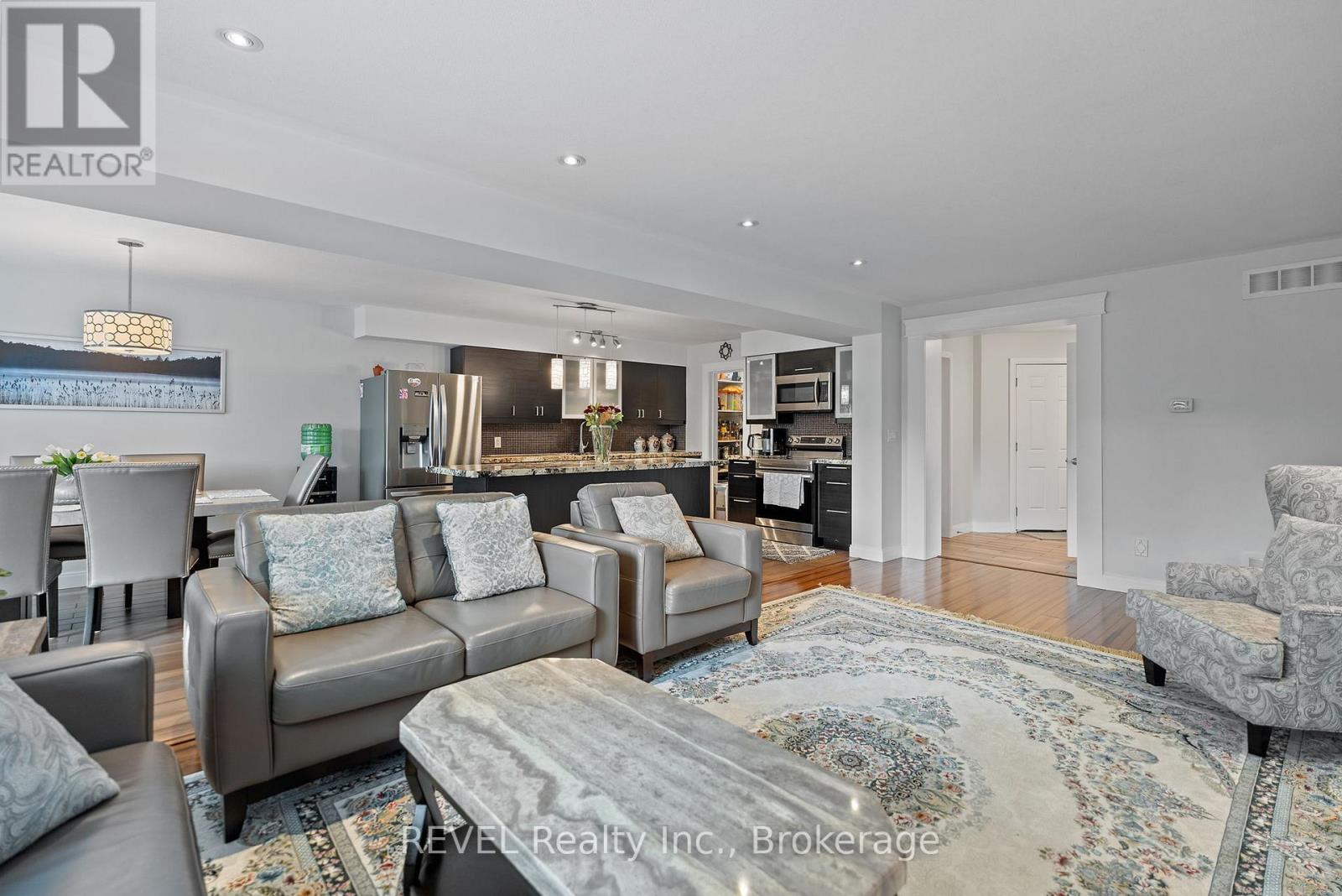 6558 Montrose Road, Niagara Falls, Ontario  L2H 1M4 - Photo 16 - X12396909