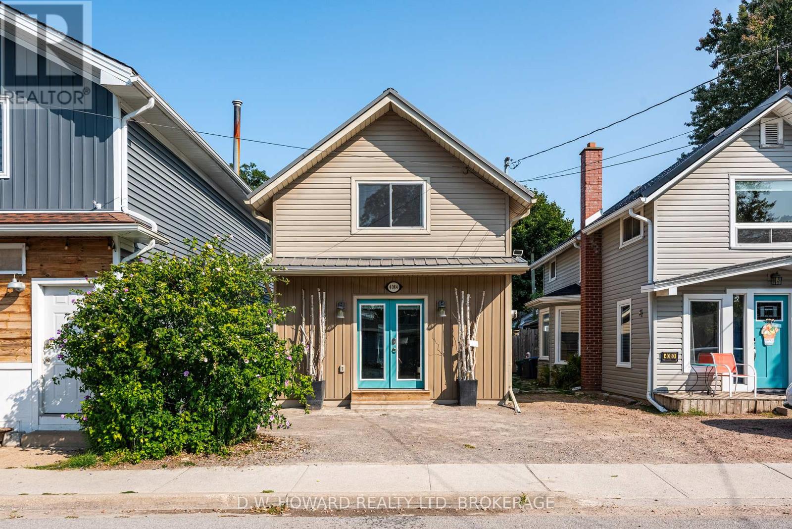 4084 Erie Road, Fort Erie, Ontario  L0S 1B0 - Photo 2 - X12397023