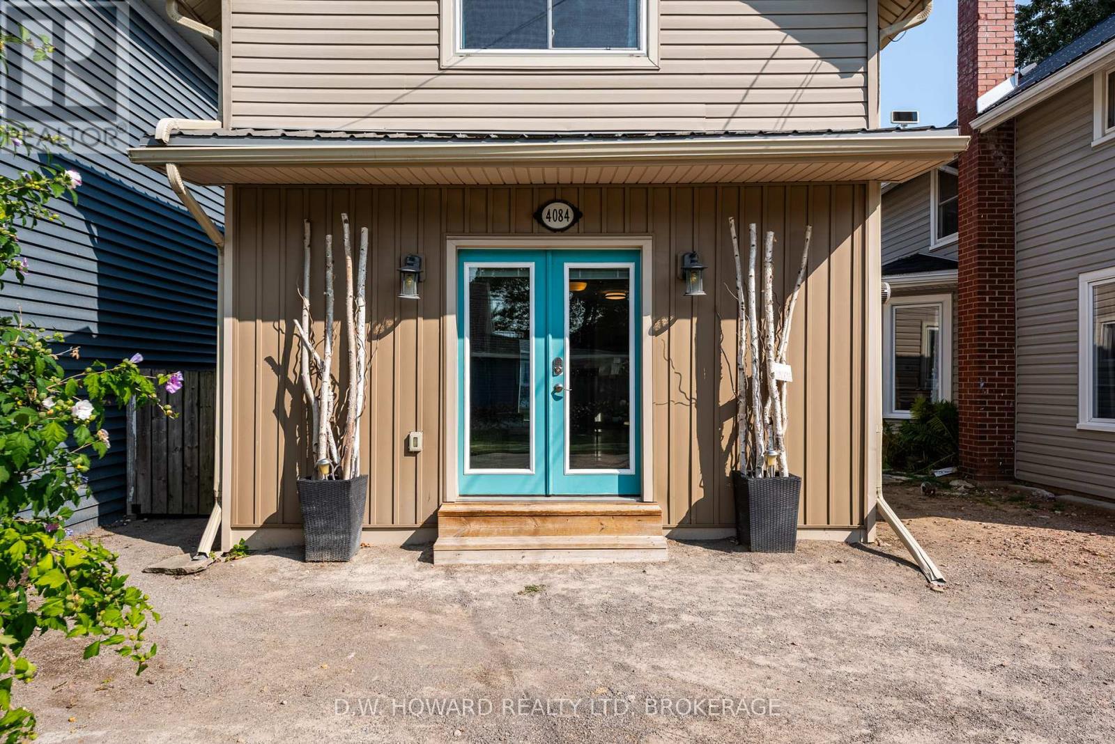 4084 Erie Road, Fort Erie, Ontario  L0S 1B0 - Photo 3 - X12397023