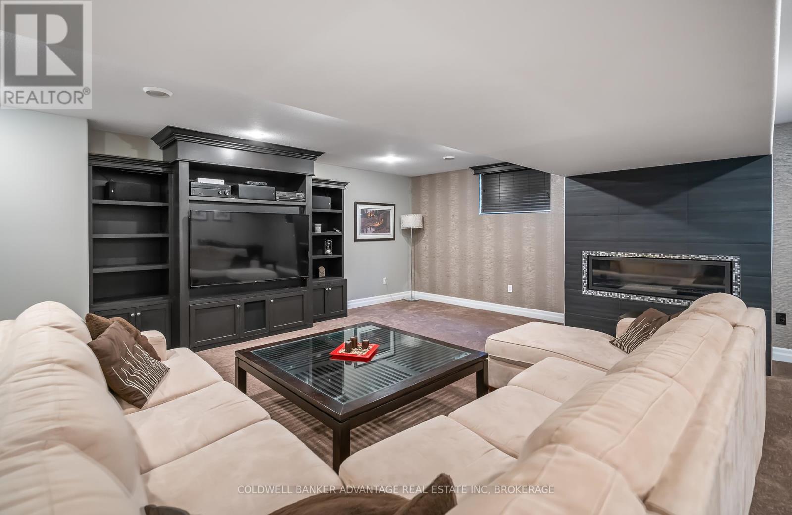 152 Redwood Court, Welland, Ontario  L3C 7C4 - Photo 21 - X12397331