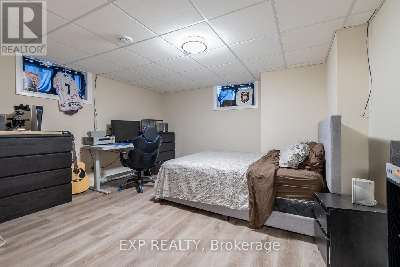 11 Garden Street, Thorold, Ontario  L2V 3H9 - Photo 18 - X12397659