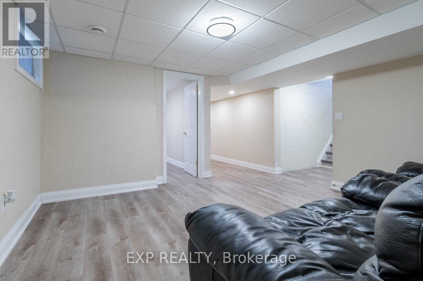 11 Garden Street, Thorold, Ontario  L2V 3H9 - Photo 19 - X12397659