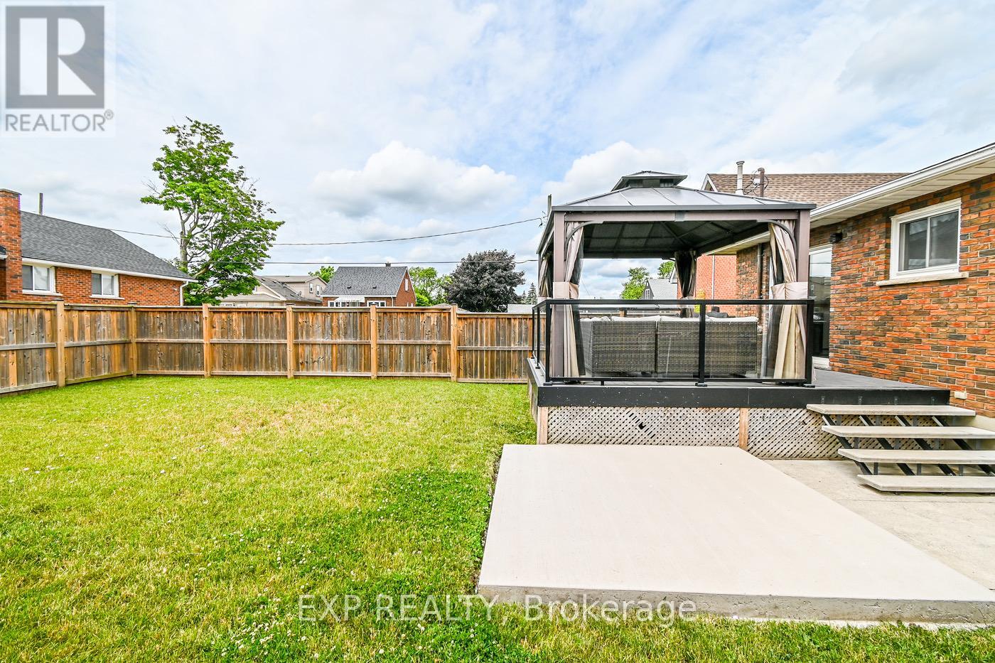 11 Garden Street, Thorold, Ontario  L2V 3H9 - Photo 26 - X12397659