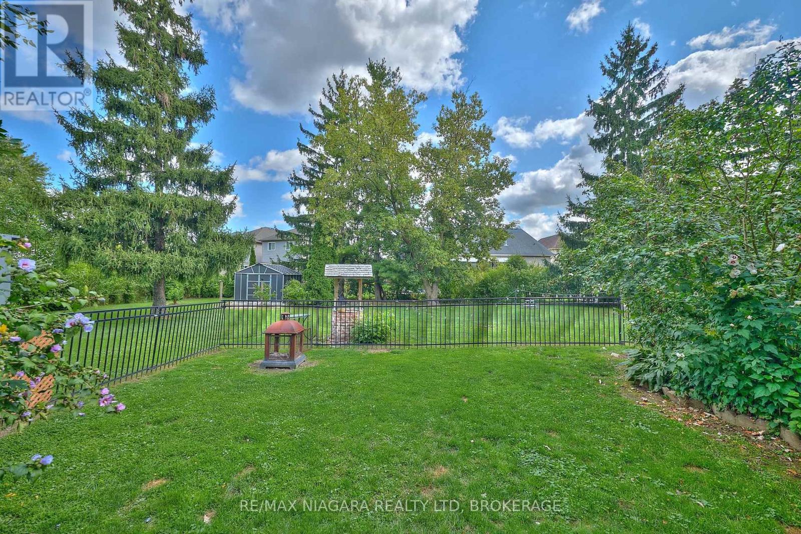 7060 Garner Road, Niagara Falls, Ontario  L2E 6S4 - Photo 10 - X12397930