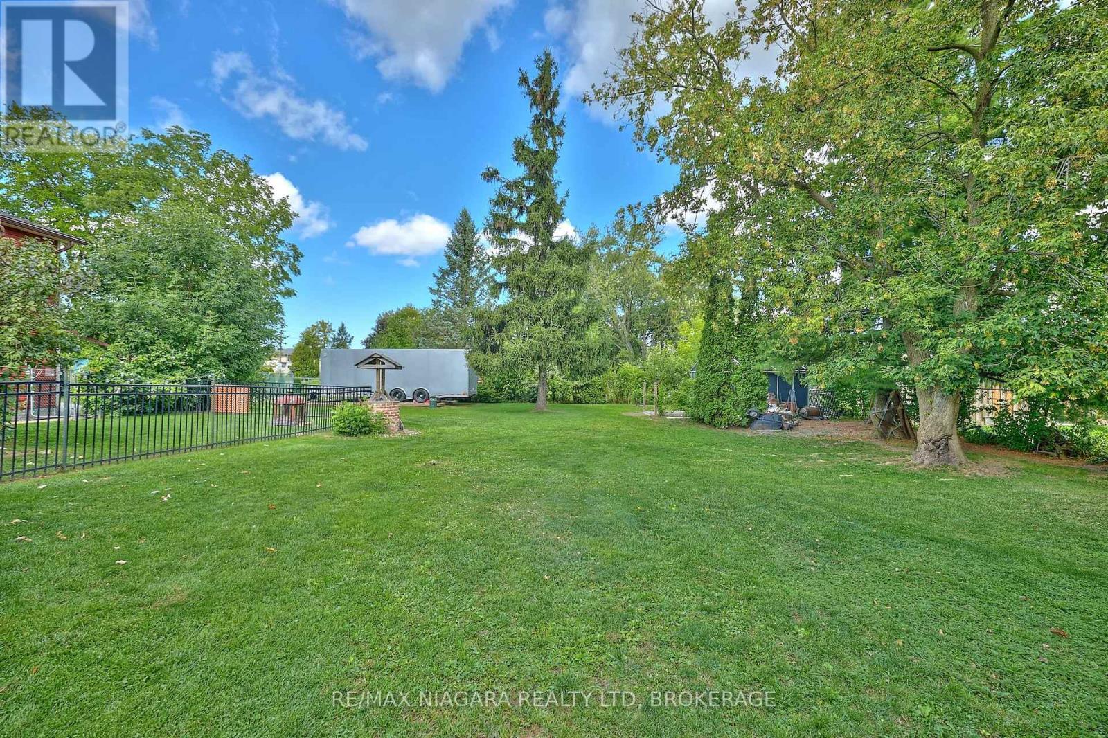 7060 Garner Road, Niagara Falls, Ontario  L2E 6S4 - Photo 11 - X12397930