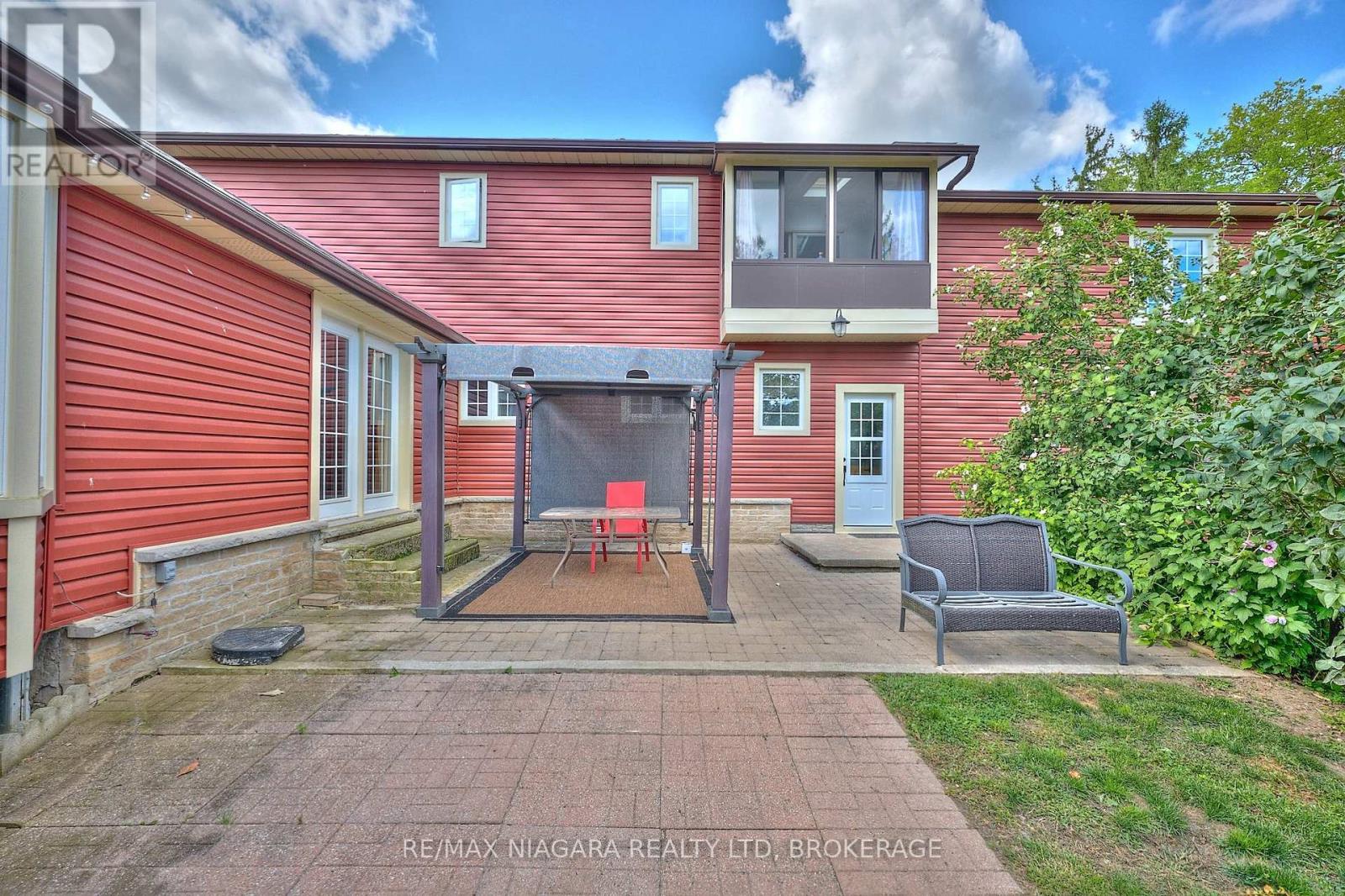 7060 Garner Road, Niagara Falls, Ontario  L2E 6S4 - Photo 12 - X12397930