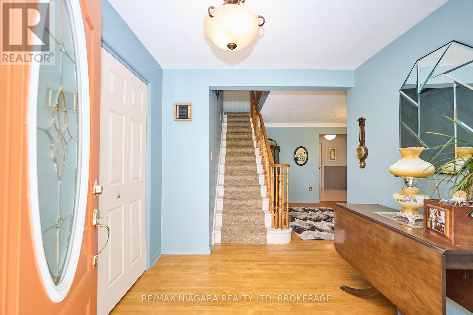 7060 Garner Road, Niagara Falls, Ontario  L2E 6S4 - Photo 18 - X12397930