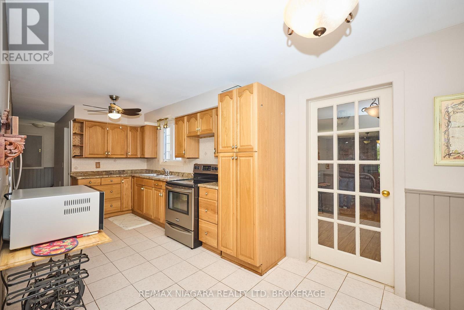 7060 Garner Road, Niagara Falls, Ontario  L2E 6S4 - Photo 22 - X12397930