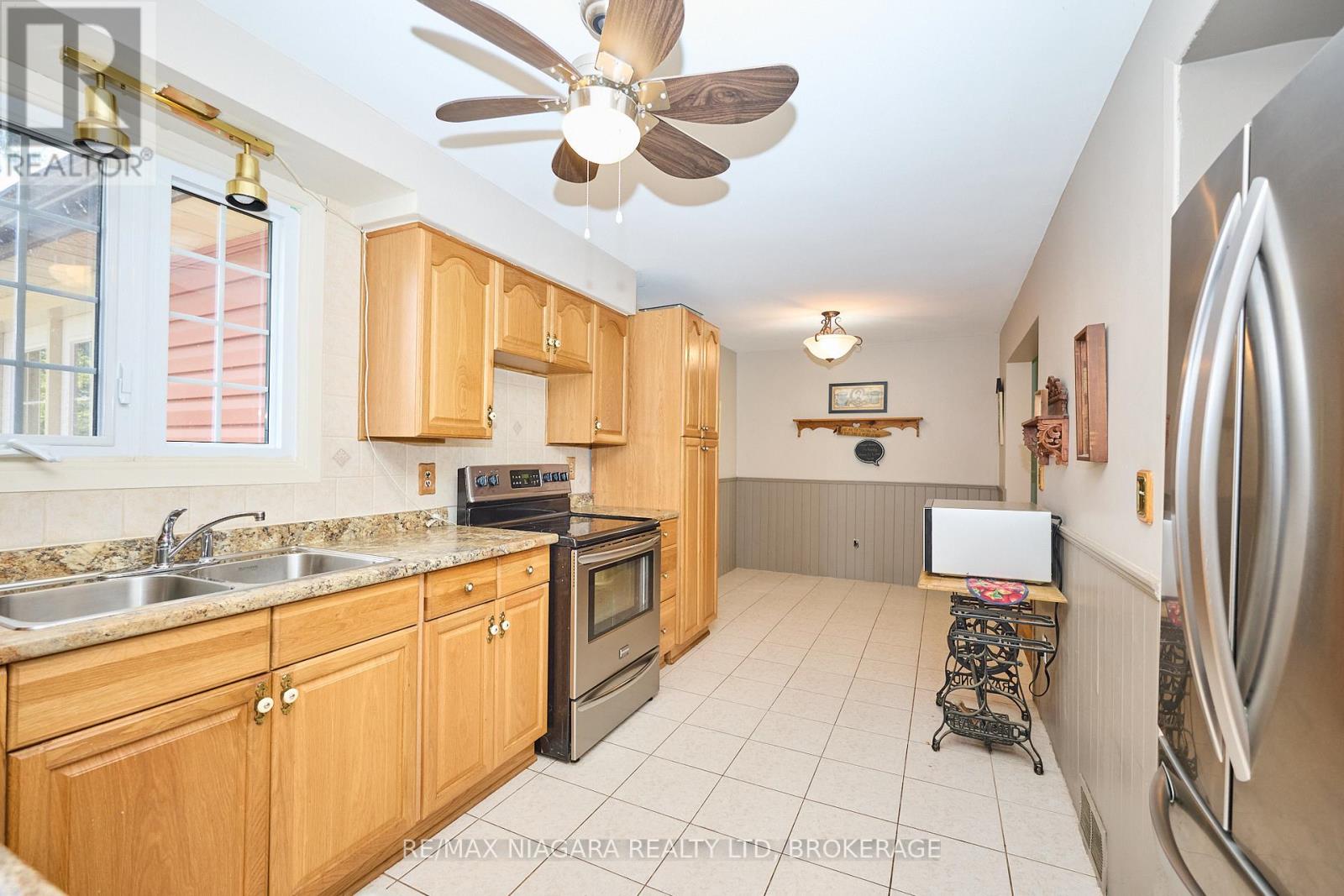 7060 Garner Road, Niagara Falls, Ontario  L2E 6S4 - Photo 23 - X12397930