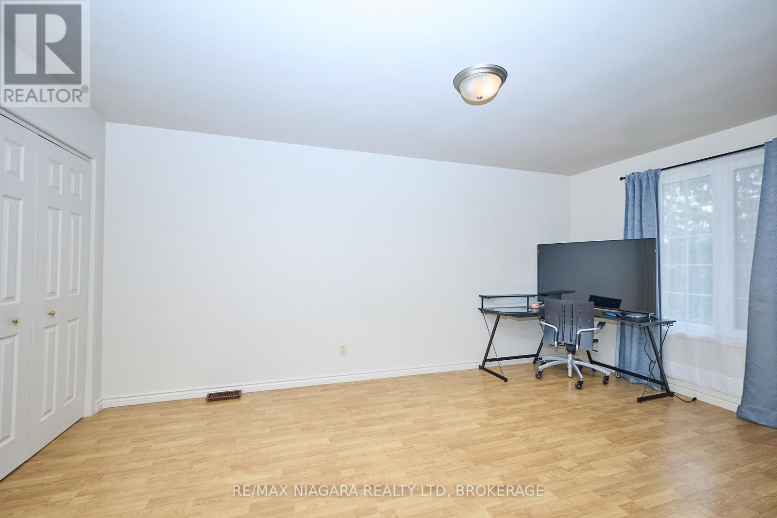 7060 Garner Road, Niagara Falls, Ontario  L2E 6S4 - Photo 38 - X12397930