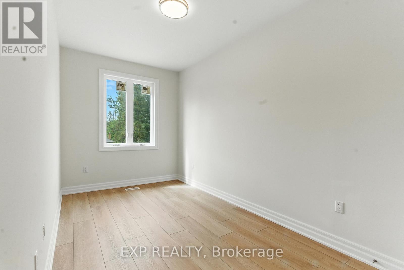 116 Forks Road E, Welland, Ontario  L3B 5K5 - Photo 14 - X12398283