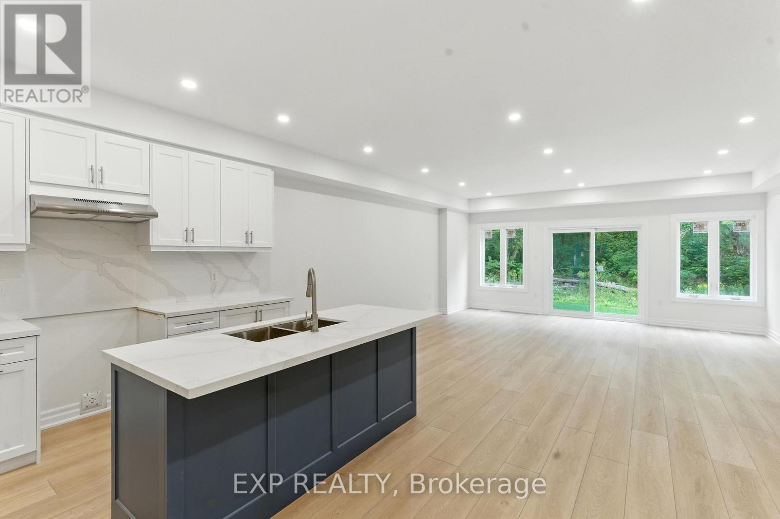 116 Forks Road E, Welland, Ontario  L3B 5K5 - Photo 3 - X12398283