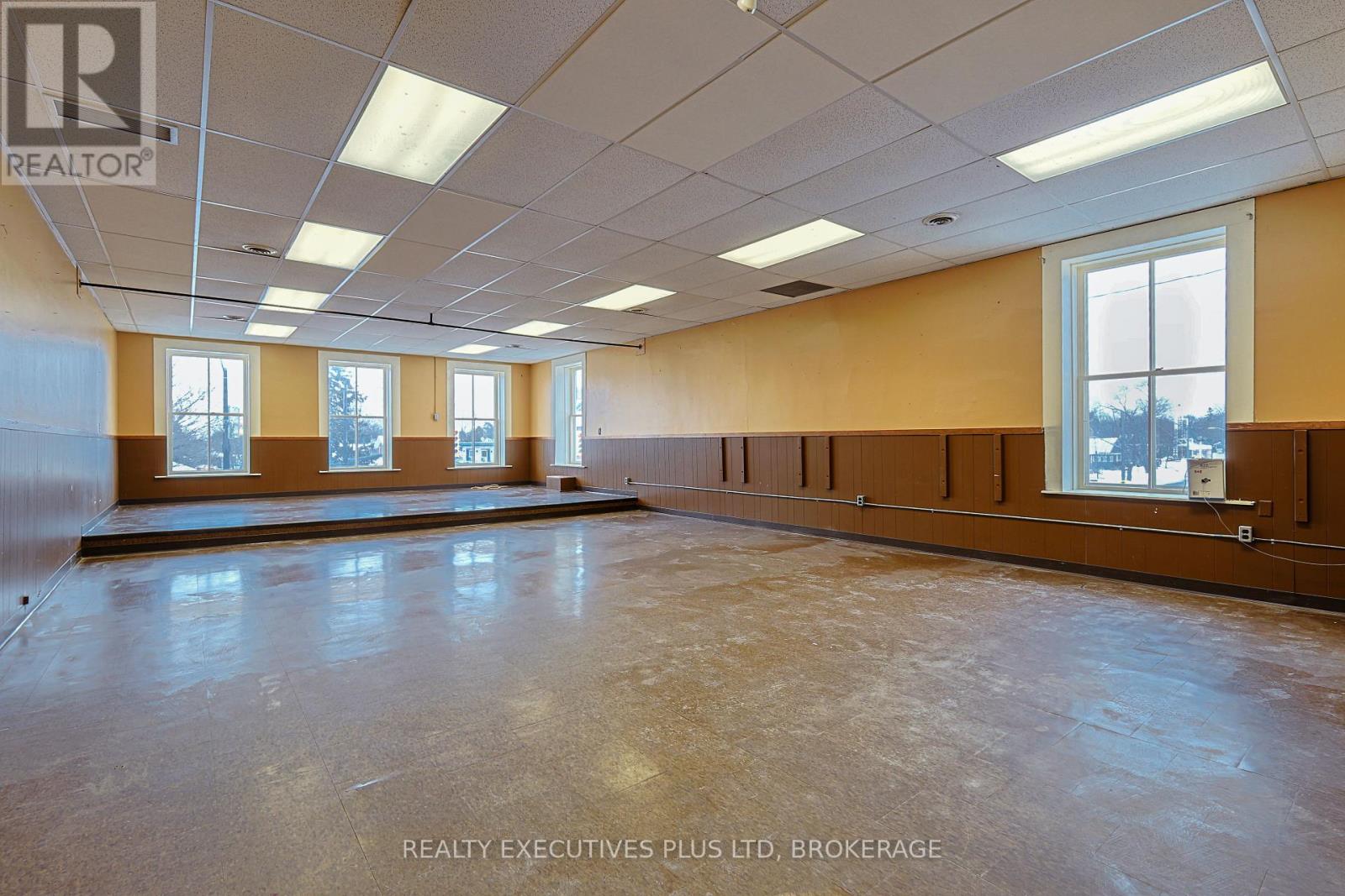 8196 Cummington Square W, Niagara Falls, Ontario  L2G 6V9 - Photo 17 - X12398435