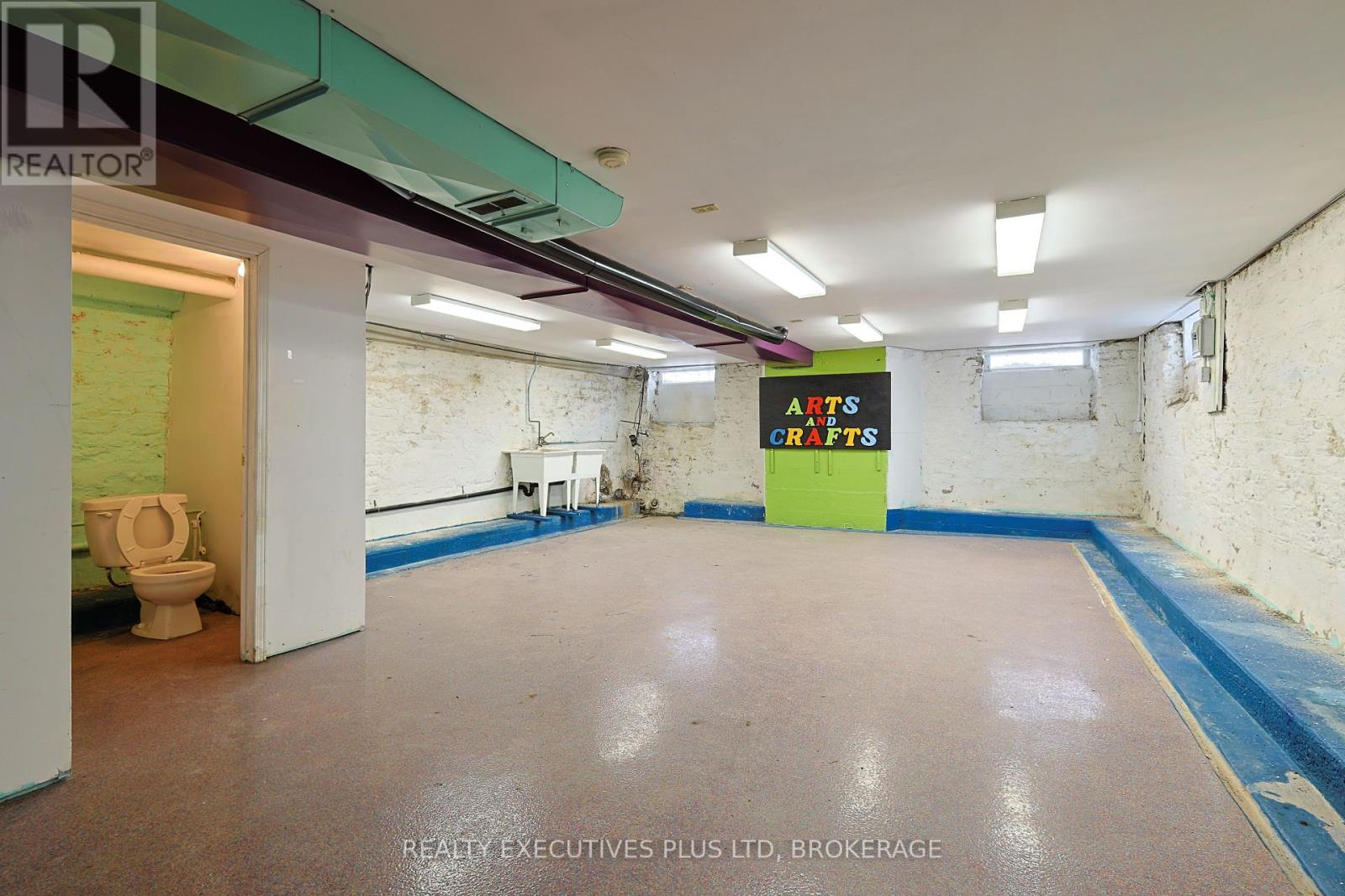 8196 Cummington Square W, Niagara Falls, Ontario  L2G 6V9 - Photo 19 - X12398435