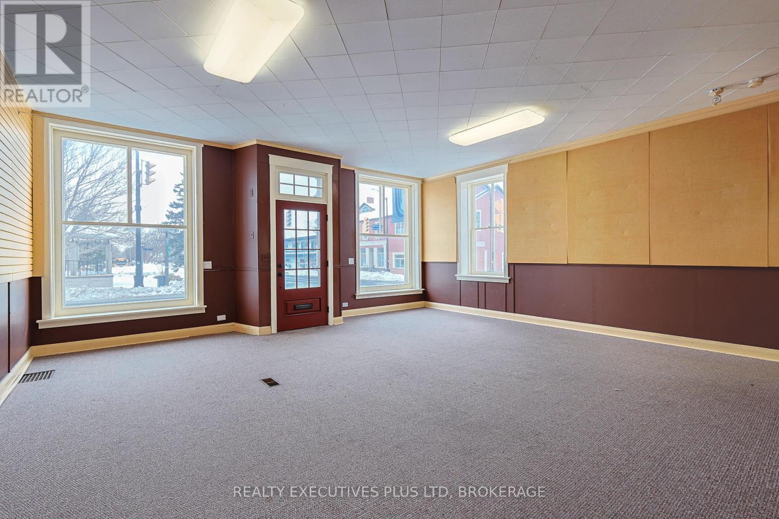 8196 Cummington Square W, Niagara Falls, Ontario  L2G 6V9 - Photo 9 - X12398435