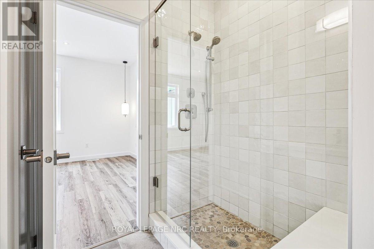 63 Beachwalk Crescent, Fort Erie, Ontario  L0S 1B0 - Photo 26 - X12400990