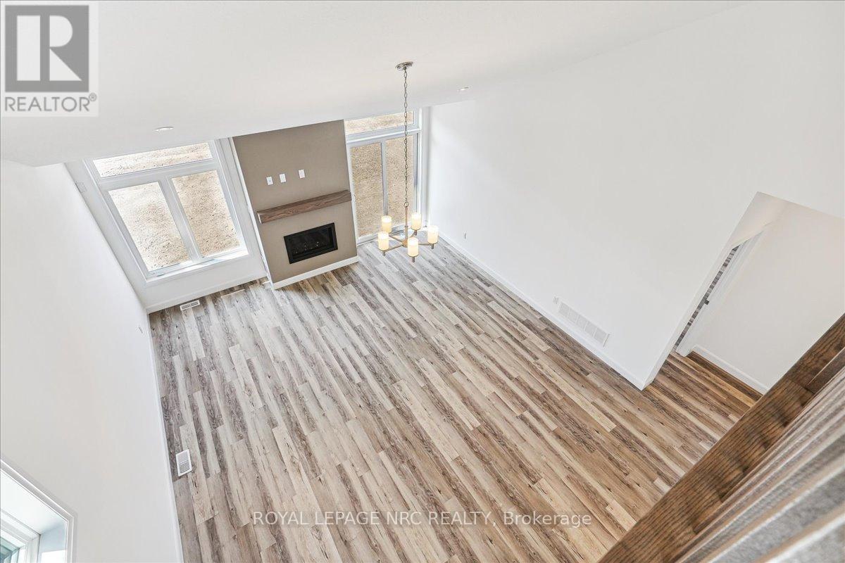 63 Beachwalk Crescent, Fort Erie, Ontario  L0S 1B0 - Photo 32 - X12400990