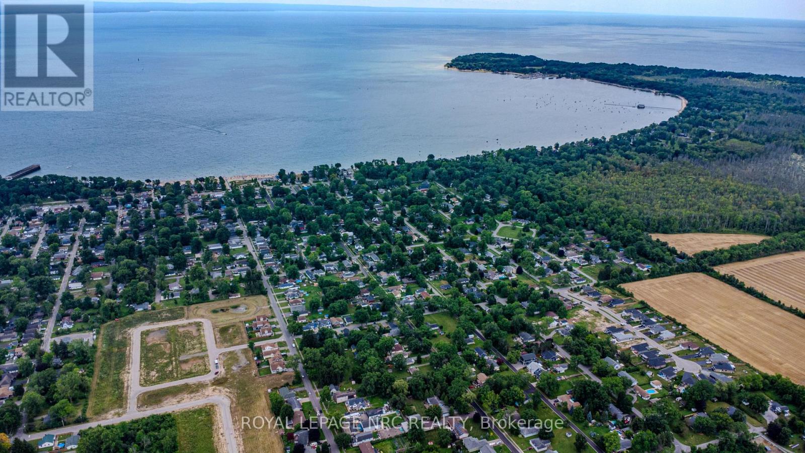 63 Beachwalk Crescent, Fort Erie, Ontario  L0S 1B0 - Photo 41 - X12400990