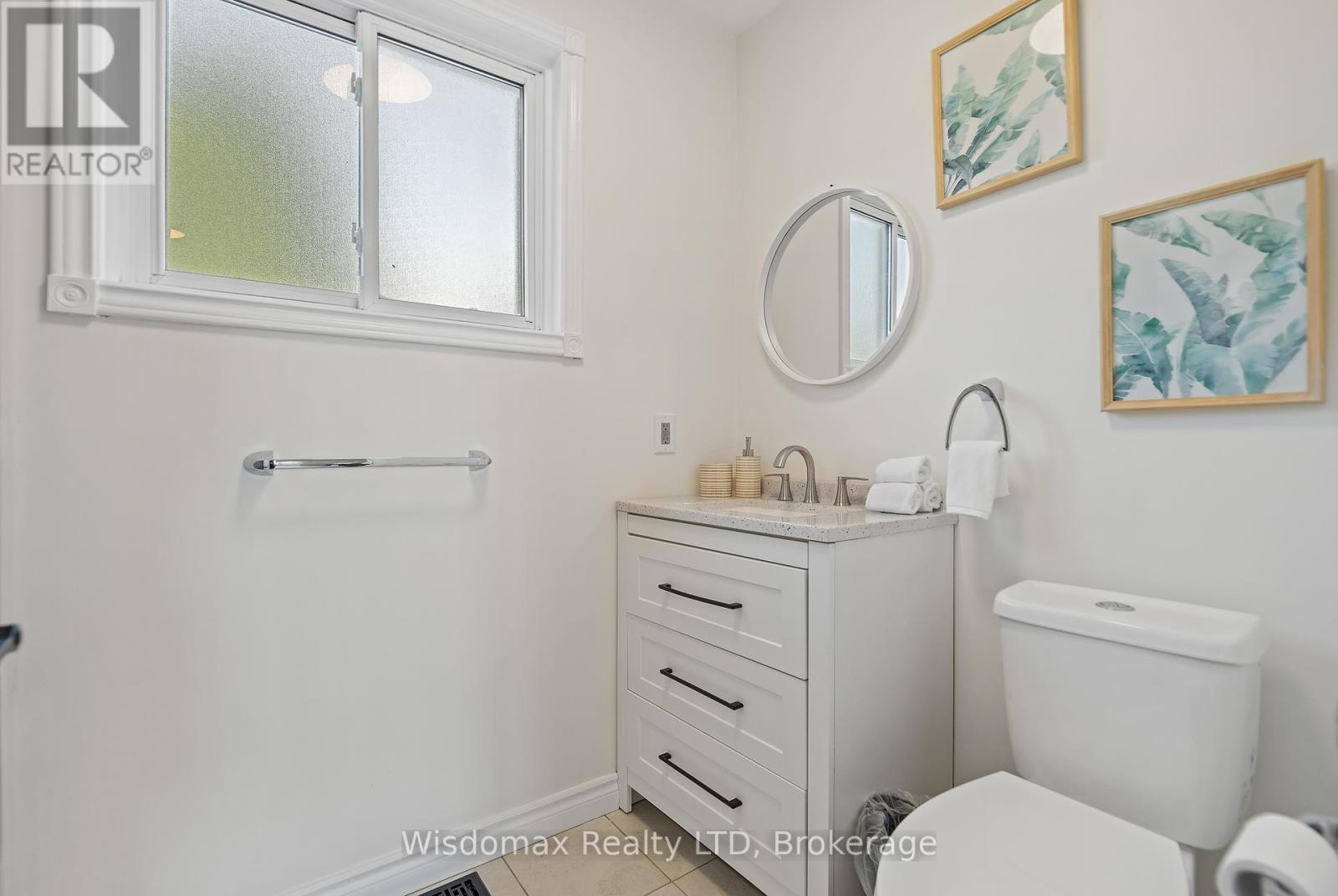 11371 Neff Street, Wainfleet, Ontario  L0S 1V0 - Photo 19 - X12402497