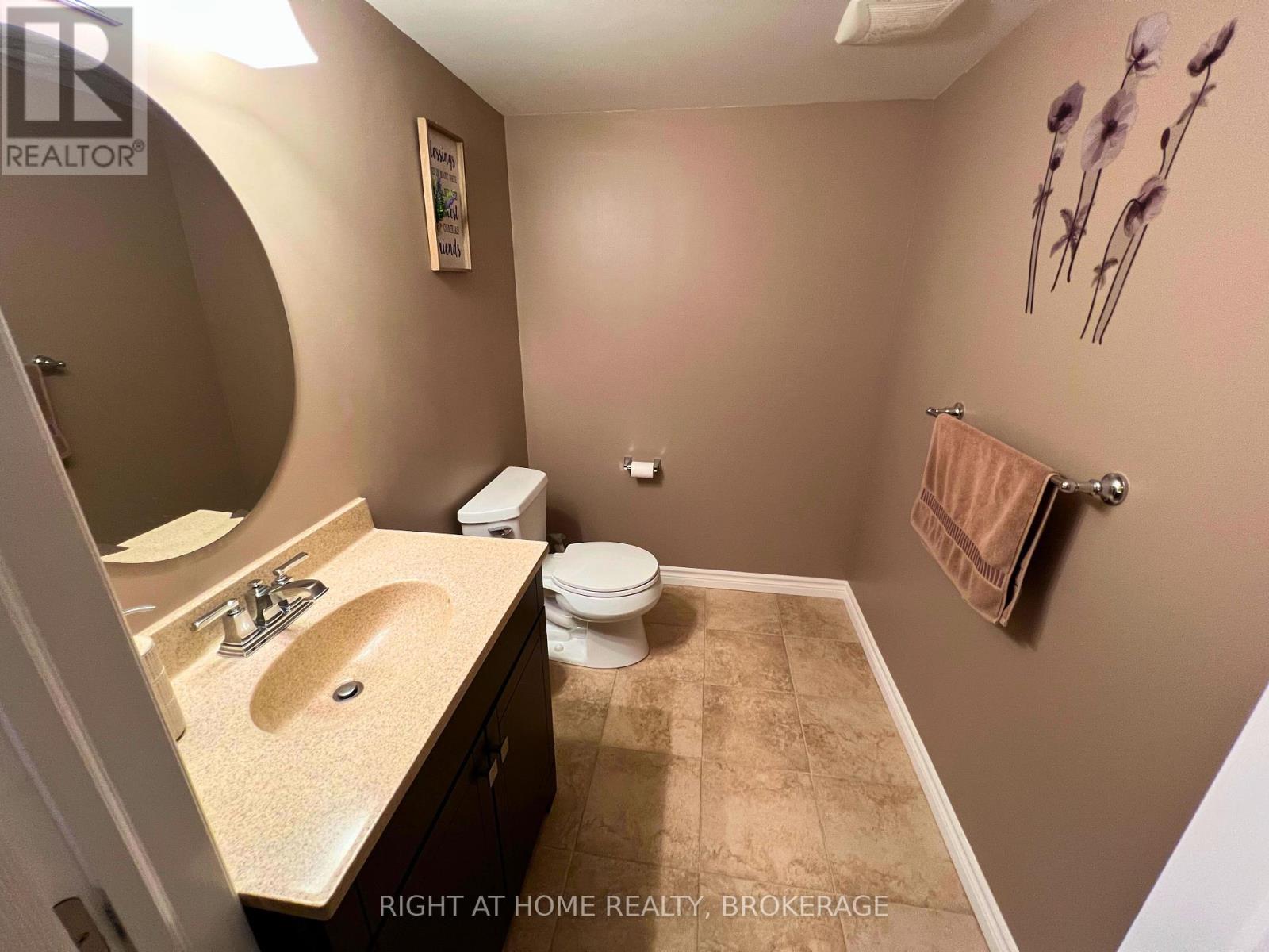 33 - 541 Winston Road, Grimsby, Ontario  L3M 0C5 - Photo 25 - X12402717