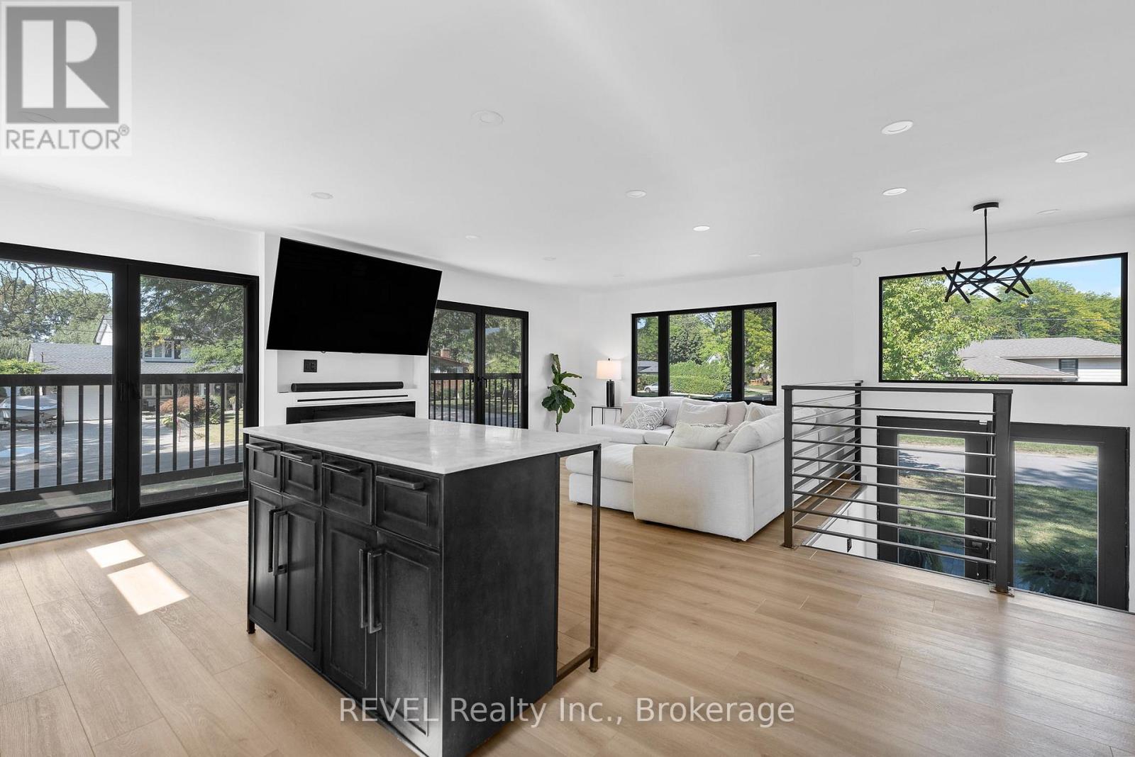 1 Samuel Court, St. Catharines, Ontario  L2M 6M1 - Photo 10 - X12406196