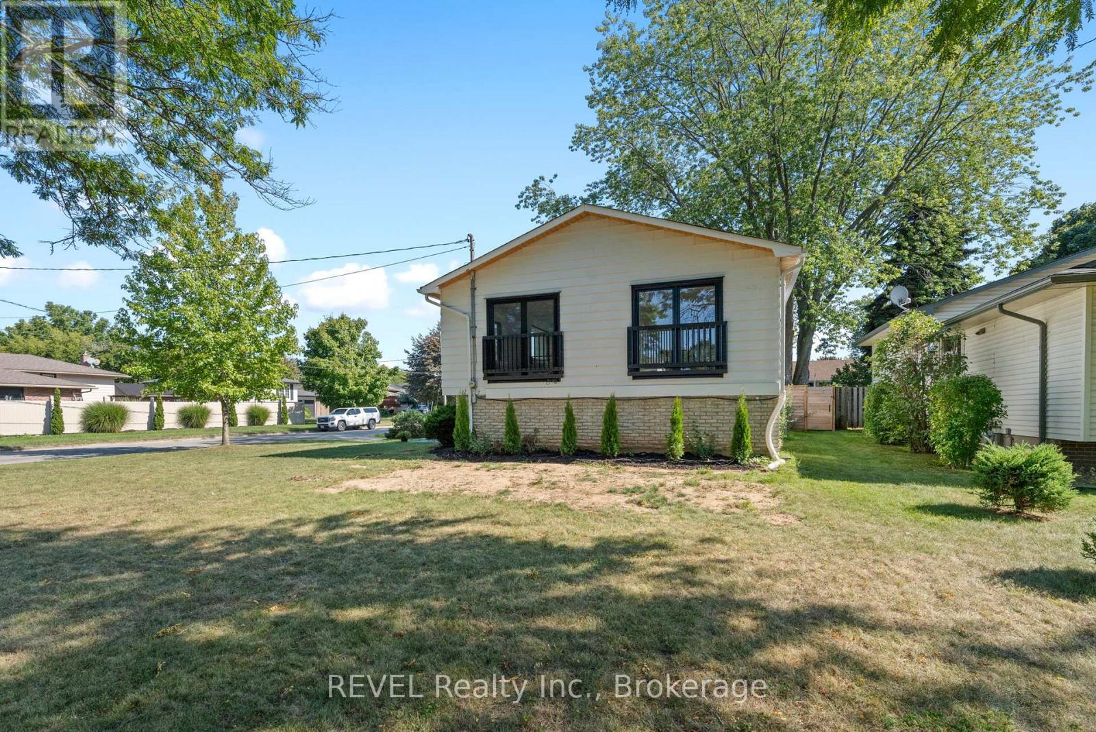 1 Samuel Court, St. Catharines, Ontario  L2M 6M1 - Photo 25 - X12406196