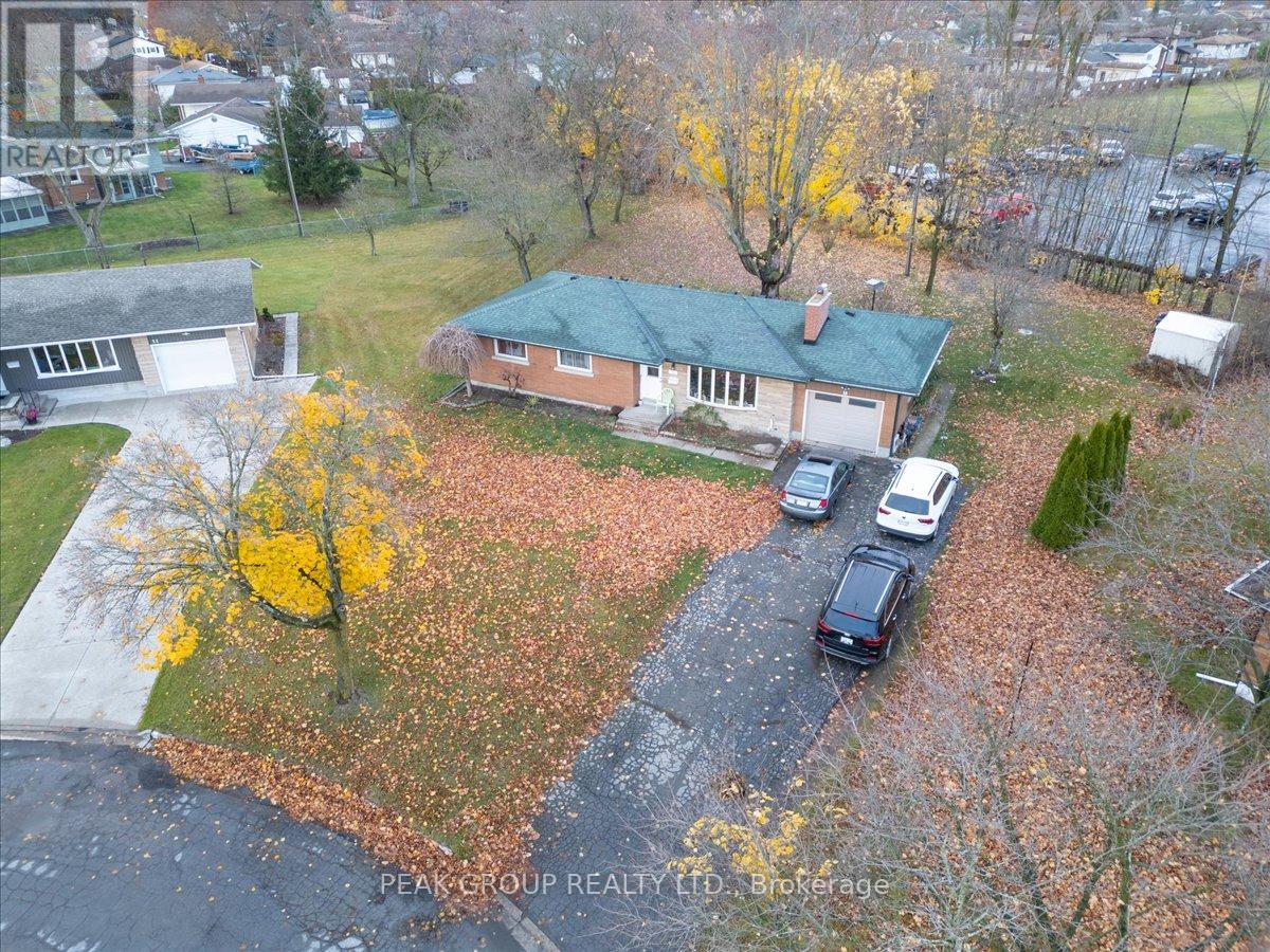 18 Karen Crescent, Welland, Ontario  L3C 2Y6 - Photo 21 - X12408023