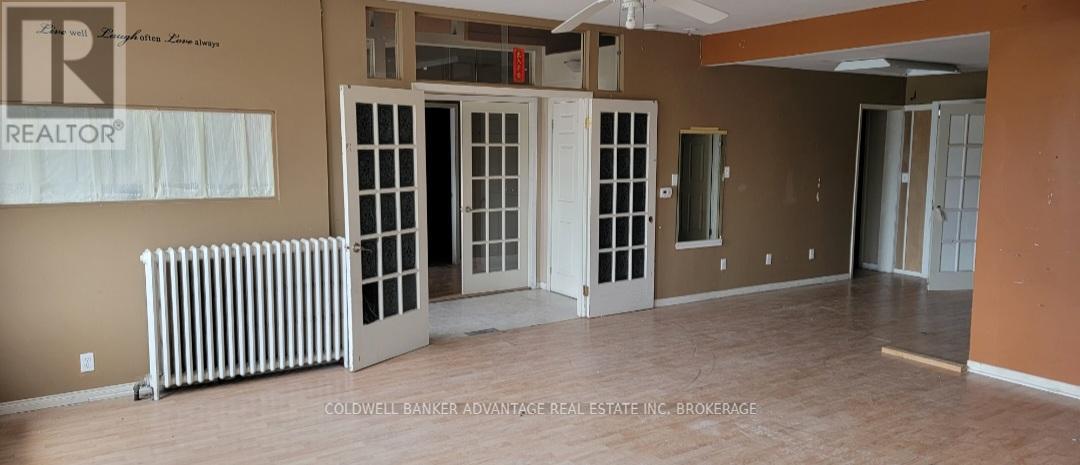 183 East Main Street, Welland, Ontario  L3B 3W7 - Photo 4 - X12408938