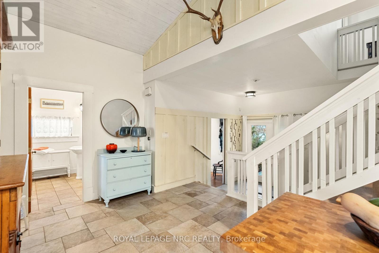 3765 Crystal Beach Drive, Fort Erie, Ontario  L0S 1B0 - Photo 29 - X12409872