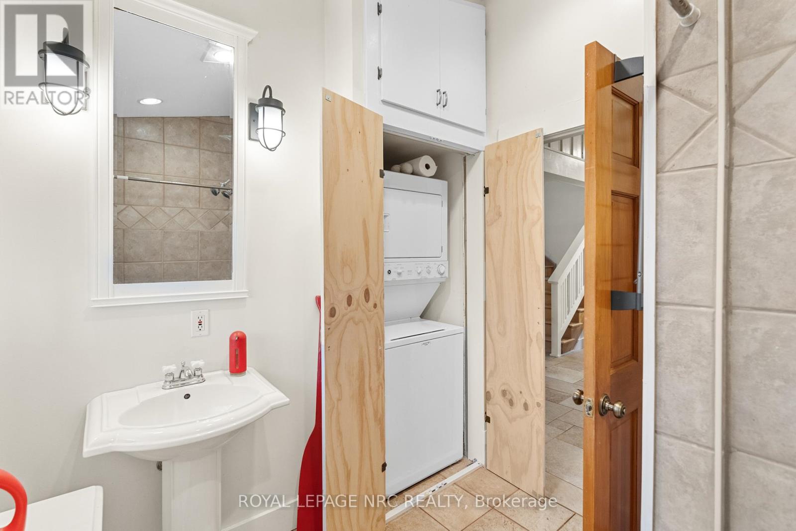 3765 Crystal Beach Drive, Fort Erie, Ontario  L0S 1B0 - Photo 33 - X12409872