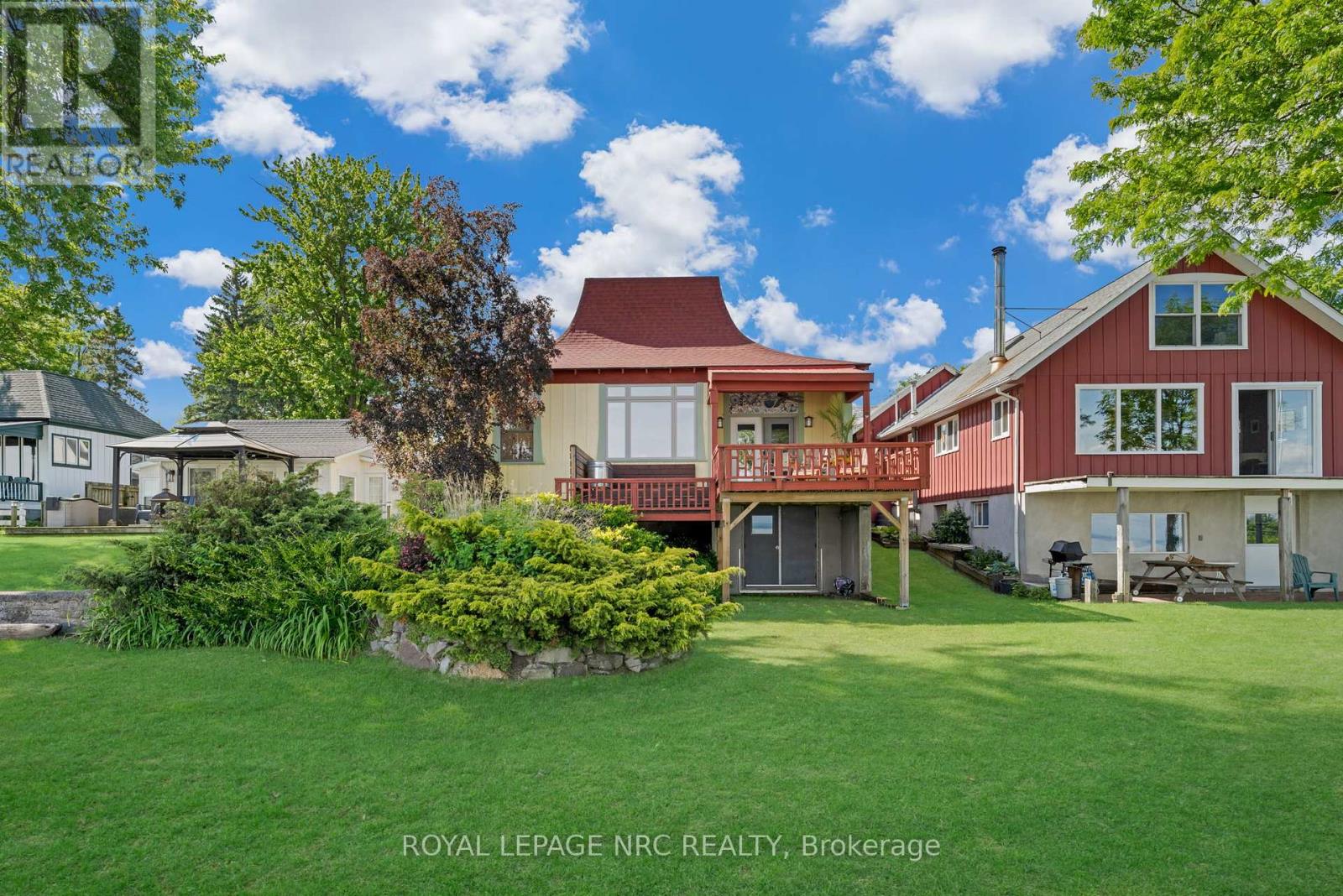 3765 Crystal Beach Drive, Fort Erie, Ontario  L0S 1B0 - Photo 41 - X12409872