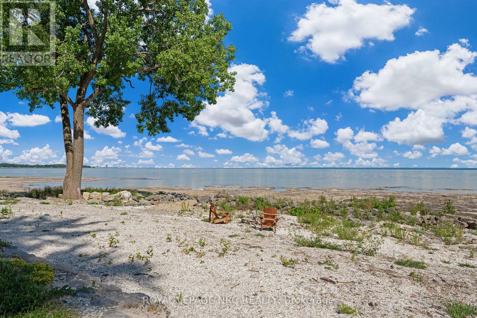 3765 Crystal Beach Drive, Fort Erie, Ontario  L0S 1B0 - Photo 42 - X12409872