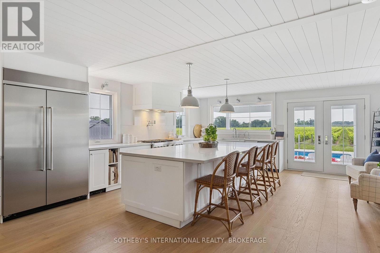 1219 Lakeshore Road, Niagara-On-The-Lake, Ontario  L0S 1J0 - Photo 9 - X12410386