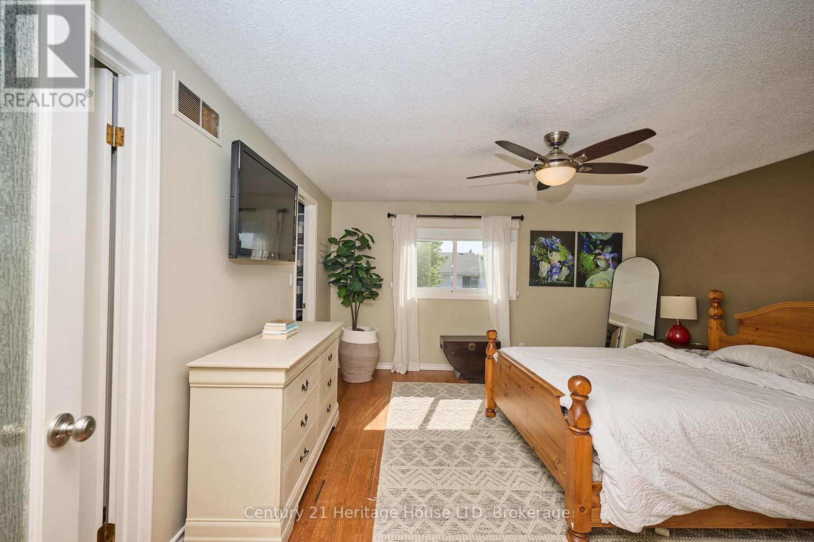 57 Keefer Road, Thorold, Ontario  L2V 4W5 - Photo 22 - X12412213