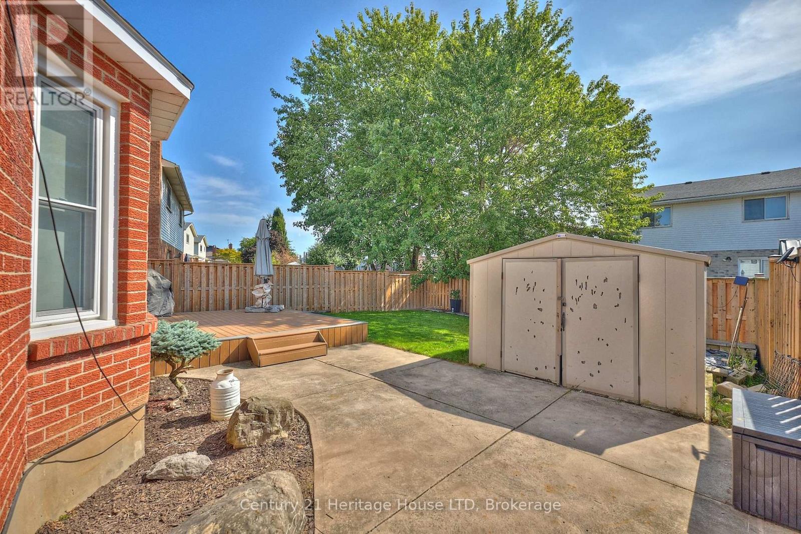 57 Keefer Road, Thorold, Ontario  L2V 4W5 - Photo 42 - X12412213