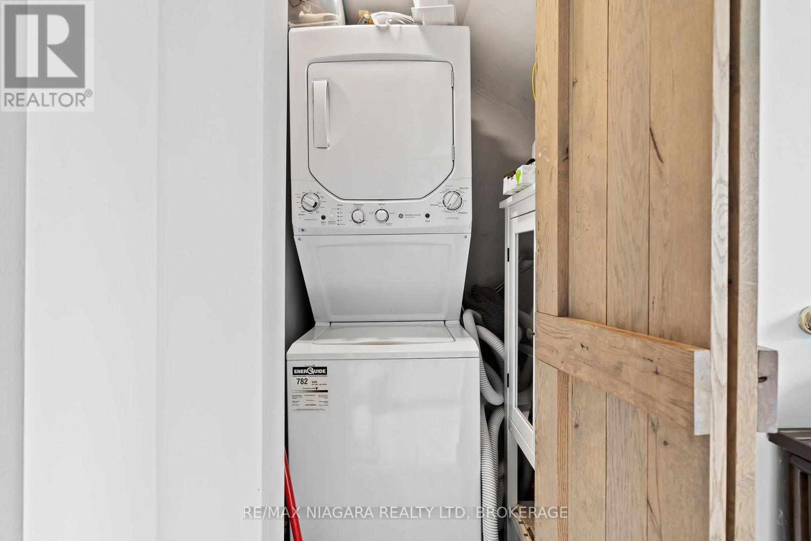 105 Lighthouse Drive, Haldimand, Ontario  N1A 2W6 - Photo 23 - X12412676