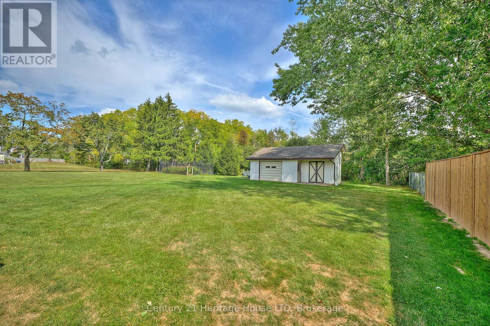 544 Rosehill Road, Fort Erie, Ontario  L2A 5M4 - Photo 37 - X12413166