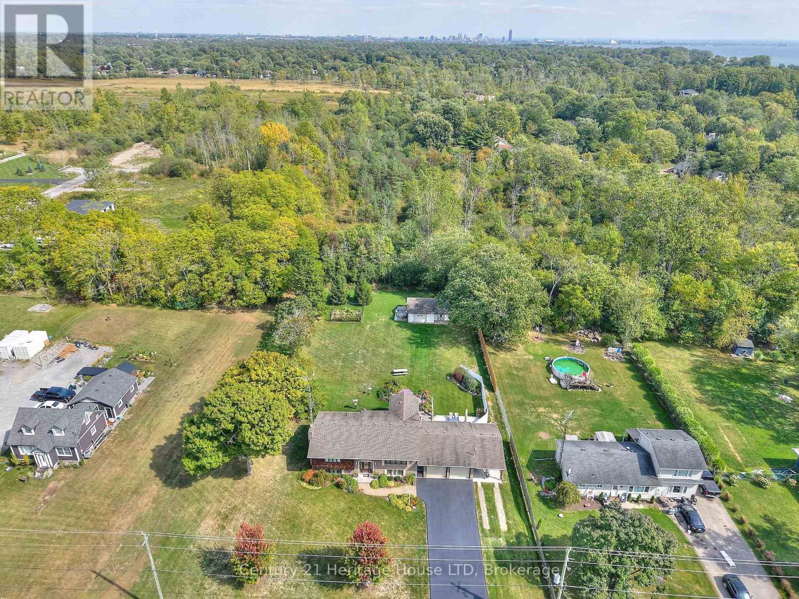 544 Rosehill Road, Fort Erie, Ontario  L2A 5M4 - Photo 38 - X12413166