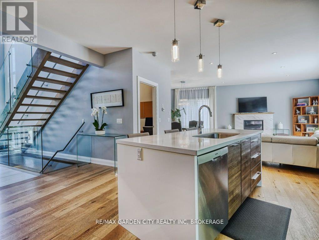 11 Beamer Court, Thorold, Ontario  L2V 3X7 - Photo 10 - X12413453