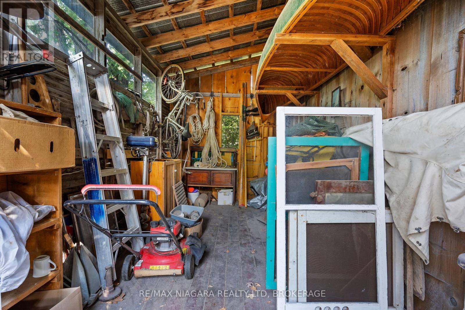 105 Weir Road, Port Colborne, Ontario  L3K 2M8 - Photo 33 - X12416885