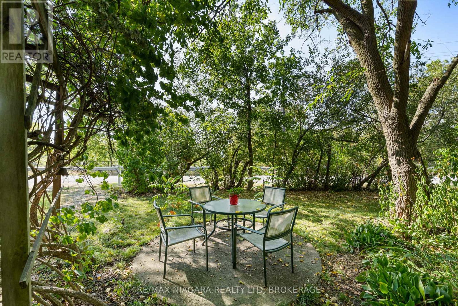 105 Weir Road, Port Colborne, Ontario  L3K 2M8 - Photo 34 - X12416885