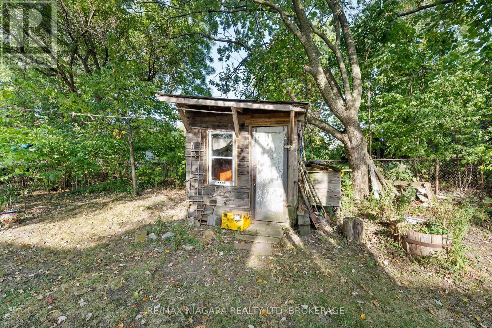 105 Weir Road, Port Colborne, Ontario  L3K 2M8 - Photo 37 - X12416885