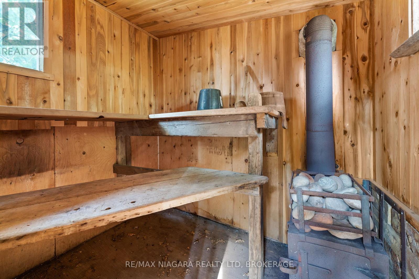 105 Weir Road, Port Colborne, Ontario  L3K 2M8 - Photo 38 - X12416885