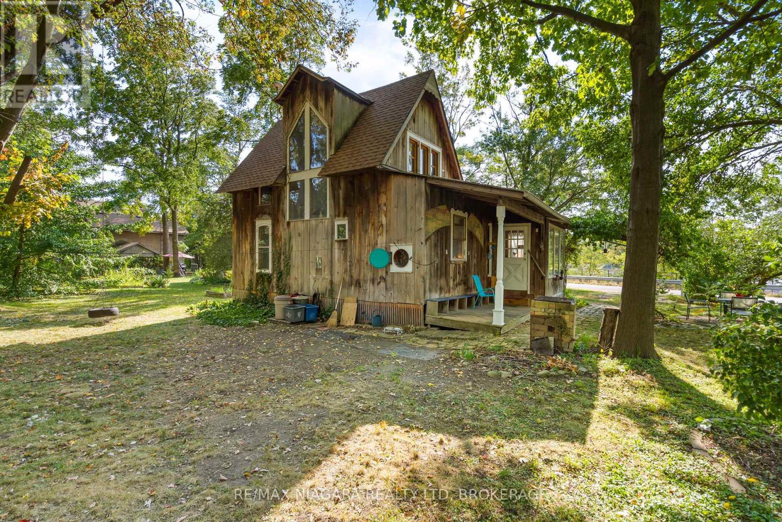 105 Weir Road, Port Colborne, Ontario  L3K 2M8 - Photo 6 - X12416885