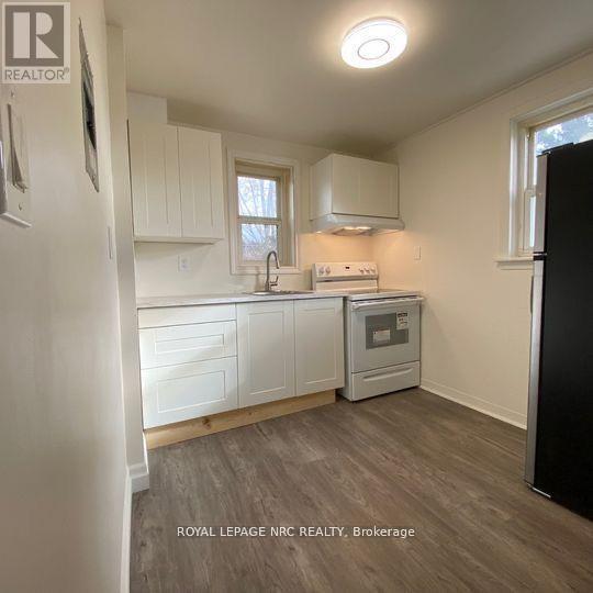 4768 Crysler Avenue, Niagara Falls, Ontario  L2E 3W1 - Photo 18 - X12418760