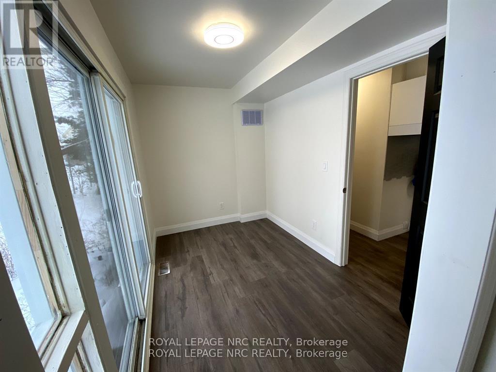 4768 Crysler Avenue, Niagara Falls, Ontario  L2E 3W1 - Photo 33 - X12418760