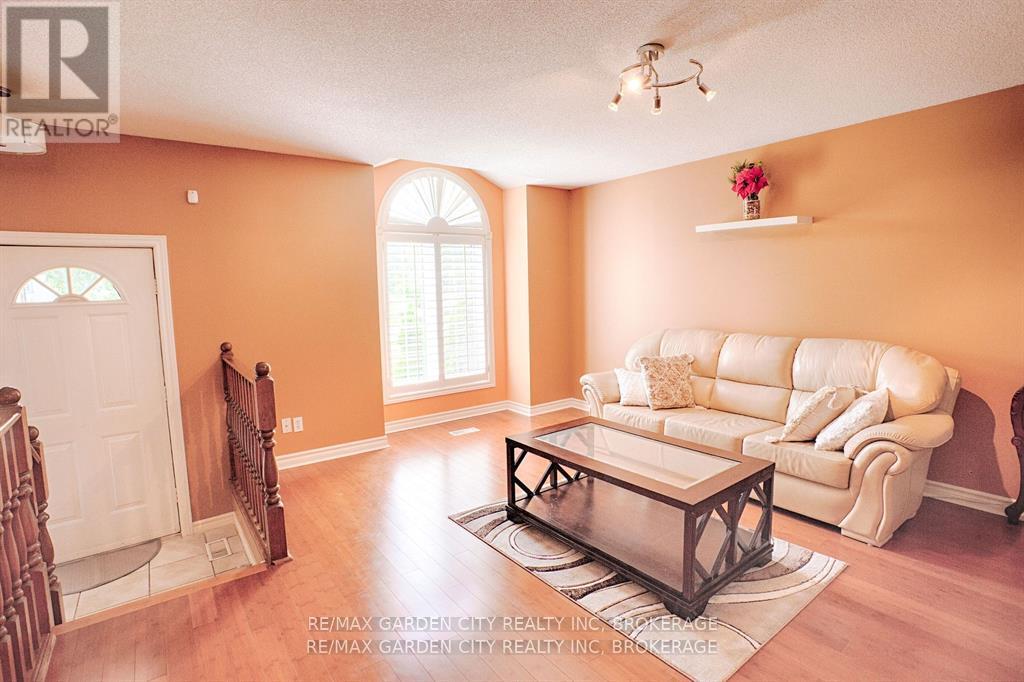 7304 Alex Avenue, Niagara Falls, Ontario  L2G 7V4 - Photo 10 - X12419381