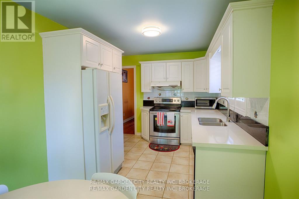 7304 Alex Avenue, Niagara Falls, Ontario  L2G 7V4 - Photo 16 - X12419381