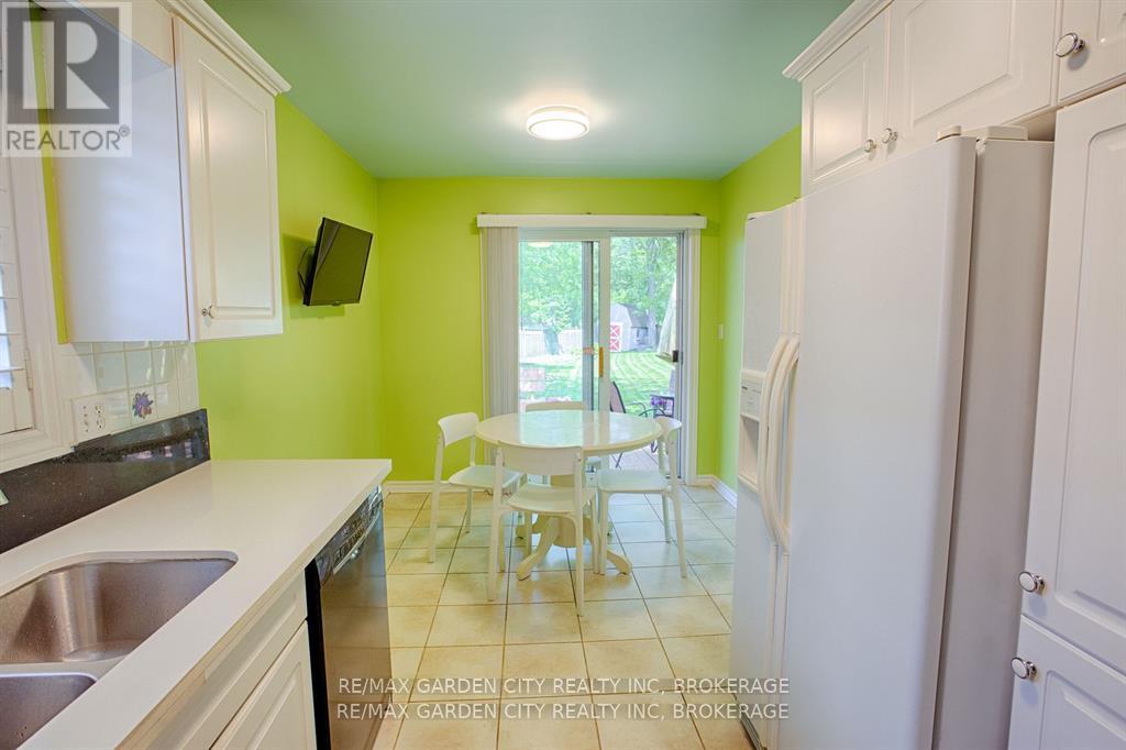 7304 Alex Avenue, Niagara Falls, Ontario  L2G 7V4 - Photo 20 - X12419381